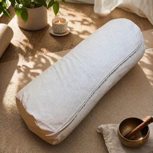 Detalle funda lino pulla y manija bolster yoga celeste corcho granulado – comprar Chile