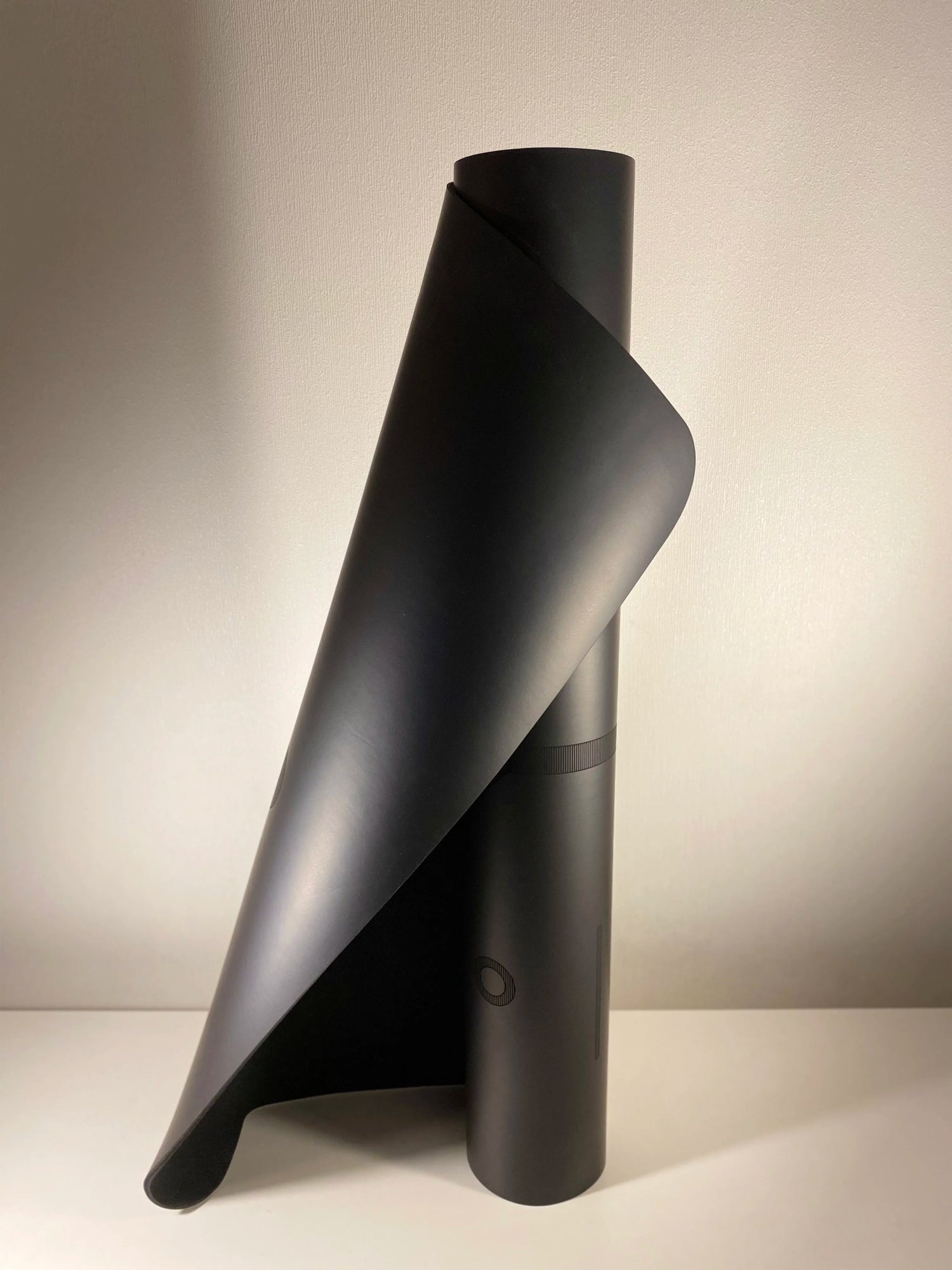 Mat de yoga Pu - Caucho Negro: Mantén postura con estilo y sin deslizarte - Portalyoga